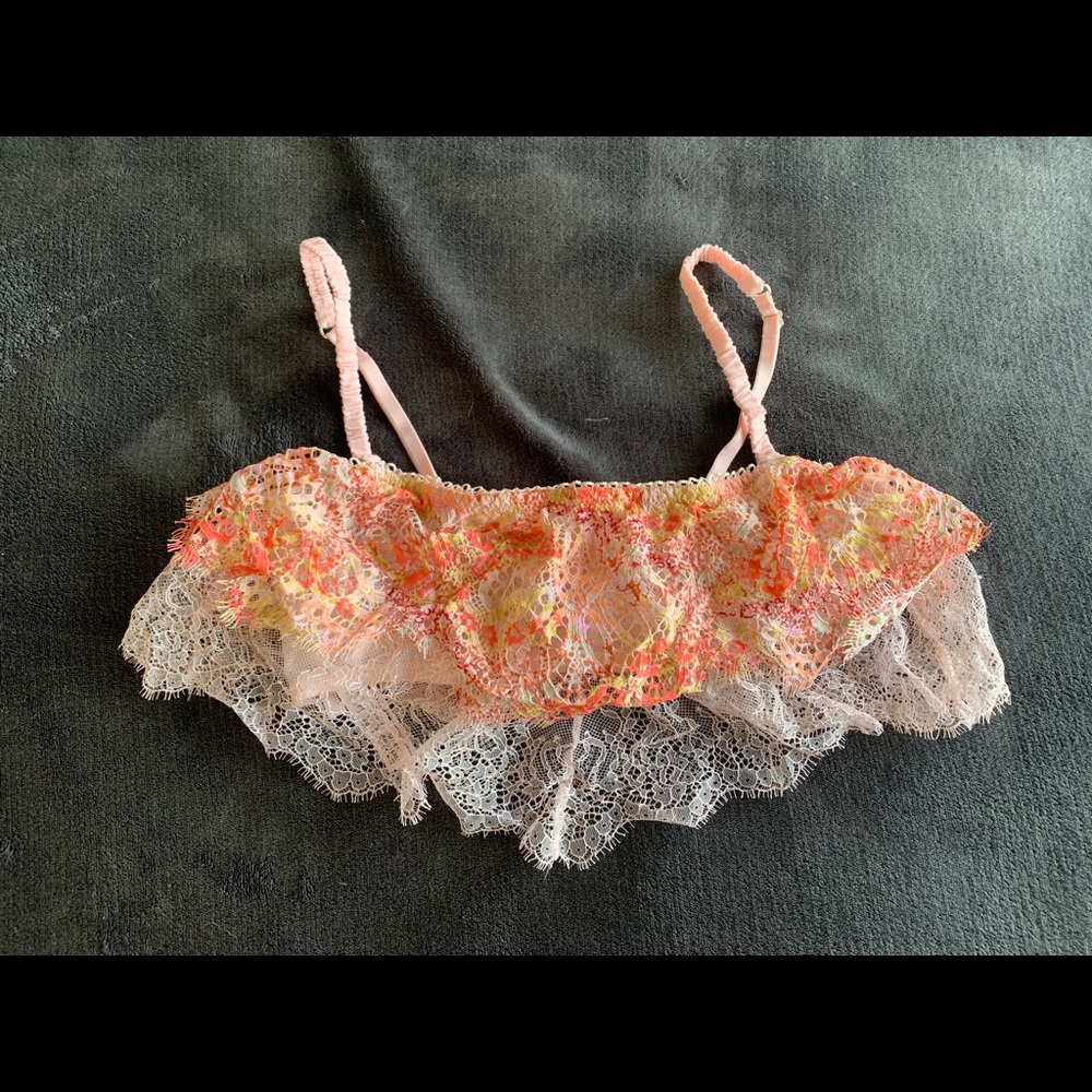 NWT VICTORIA SECRET Bralette